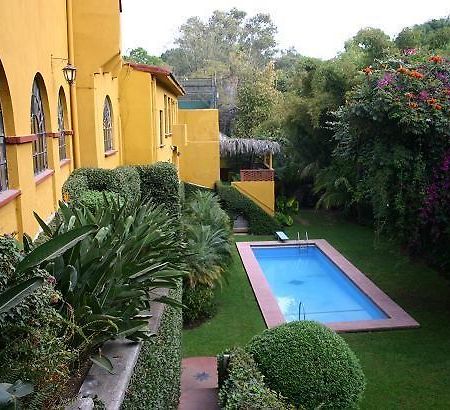 Casa Madero Rooms Cuernavaca Exterior photo